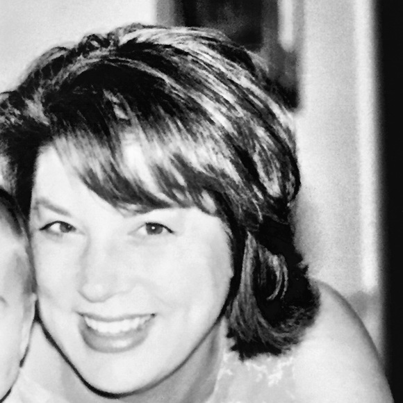 Meet your Posher, Sandra - Picture 1 of 1